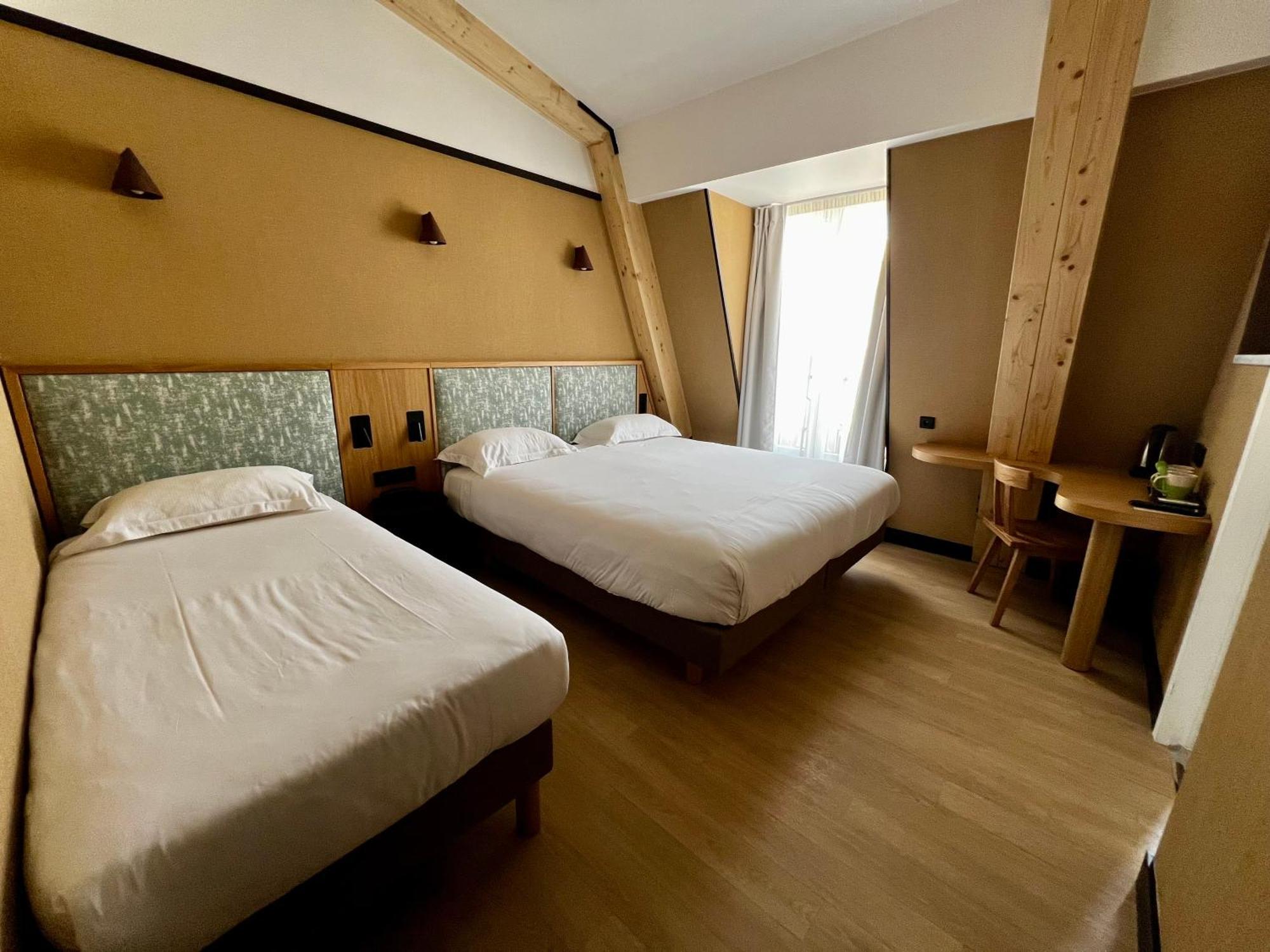 Amiral-fondary Hotel París